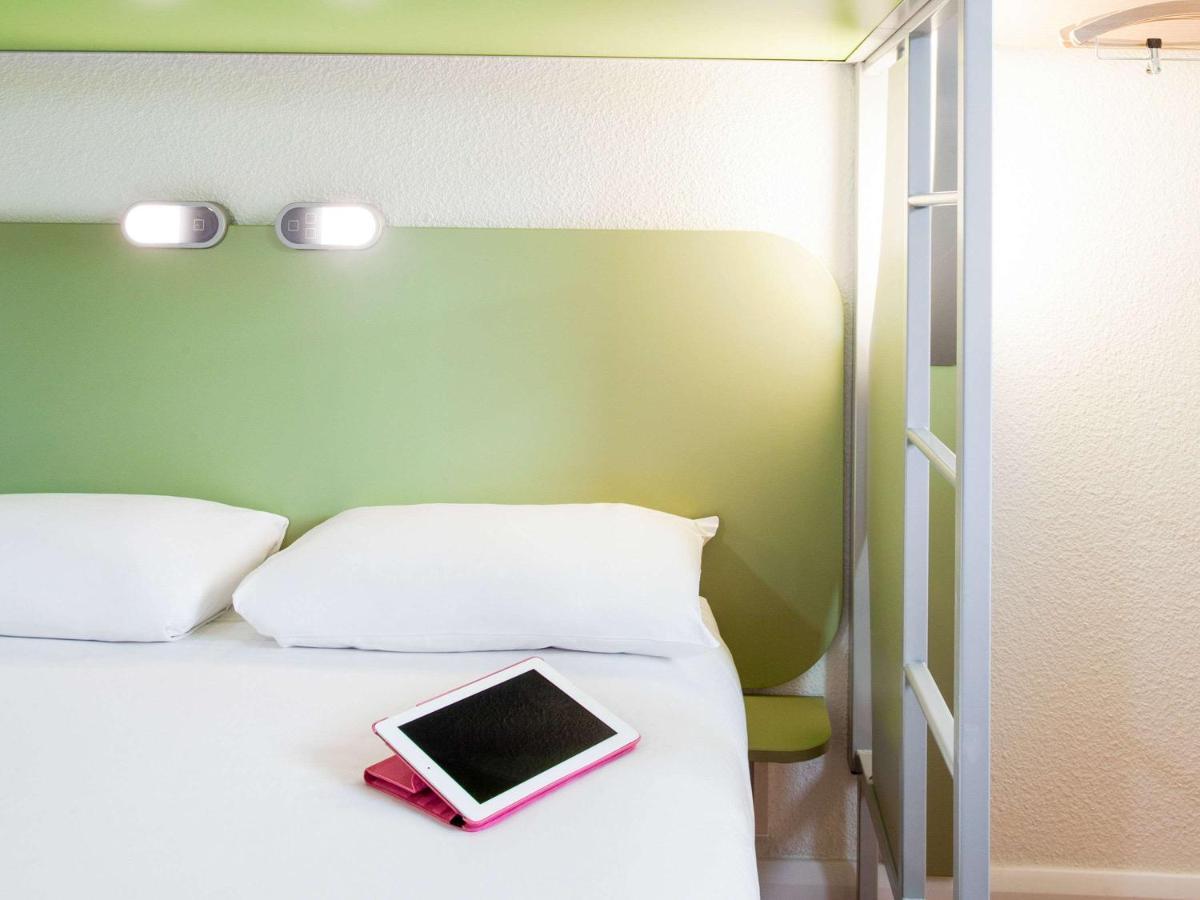 Ibis Budget London Hounslow Extérieur photo