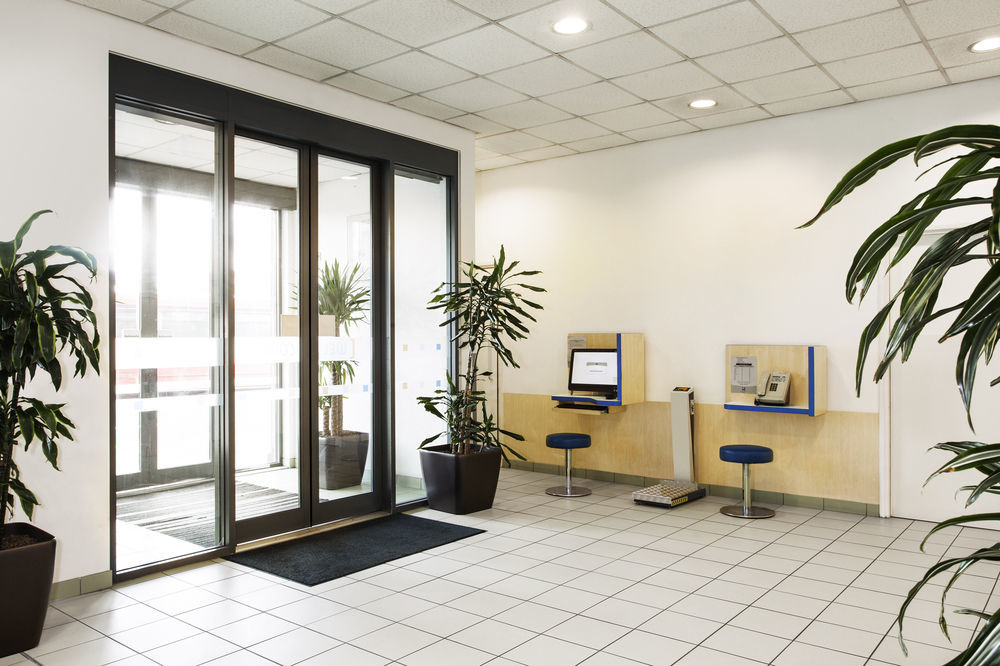 Ibis Budget London Hounslow Extérieur photo