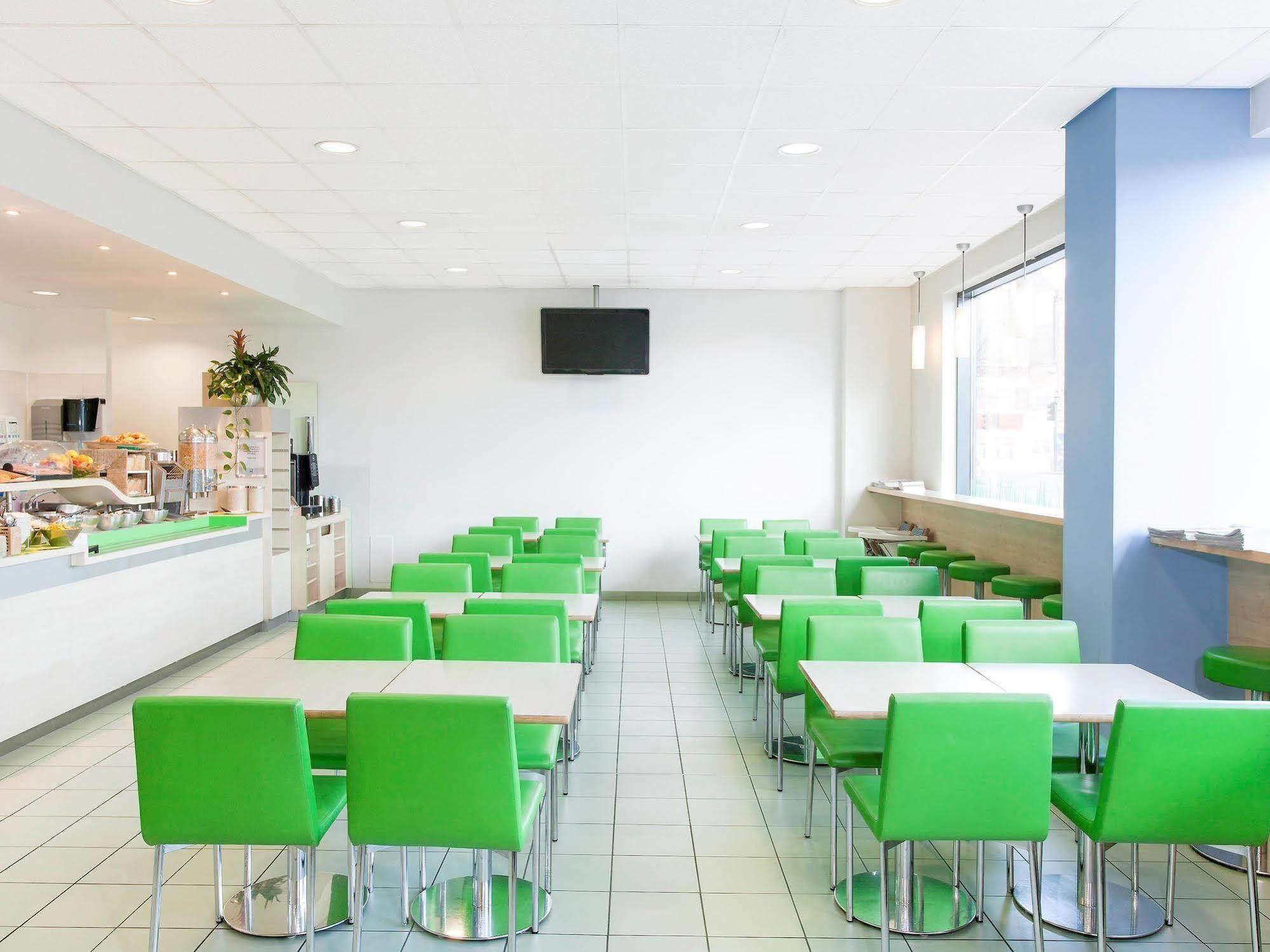 Ibis Budget London Hounslow Extérieur photo
