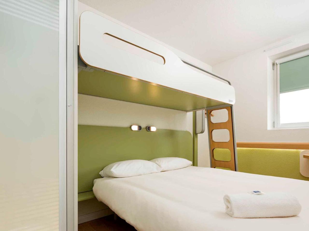 Ibis Budget London Hounslow Extérieur photo